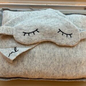 Sleepy Lids Cashmere eye mask and pillow travel set 100% cashmere